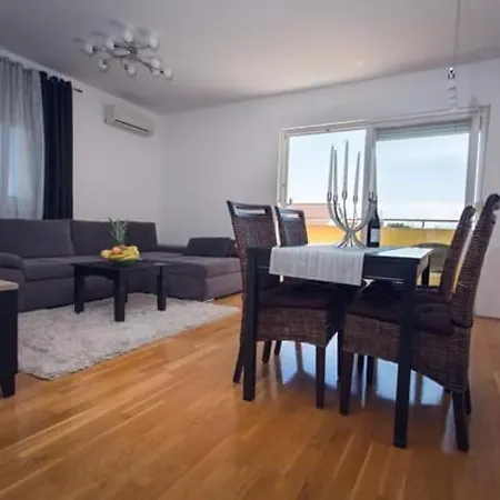 Mila Apartment *